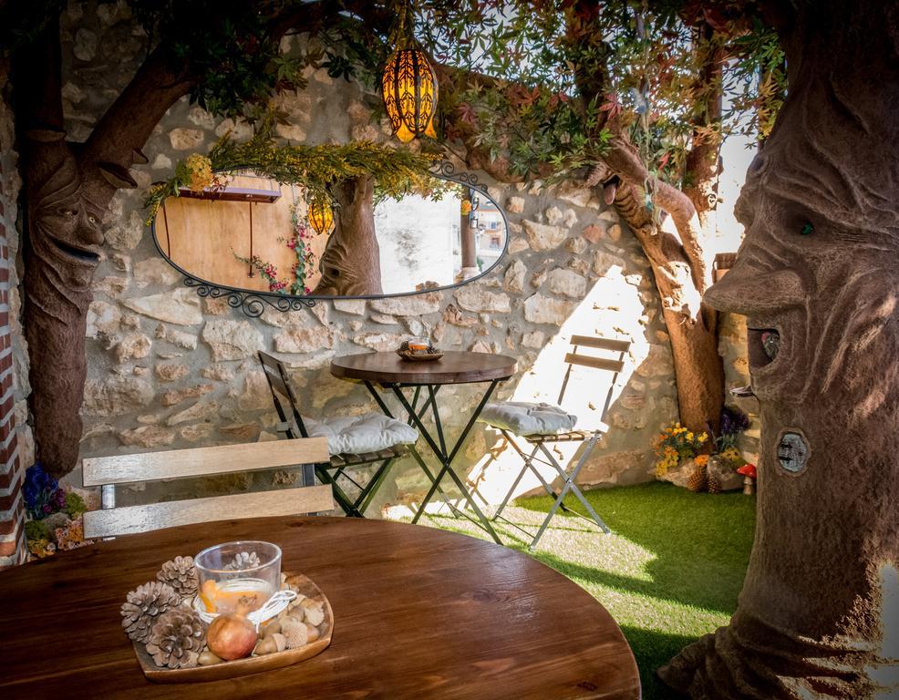 Cal Ganso Encantat Albinyana Kültér fotó